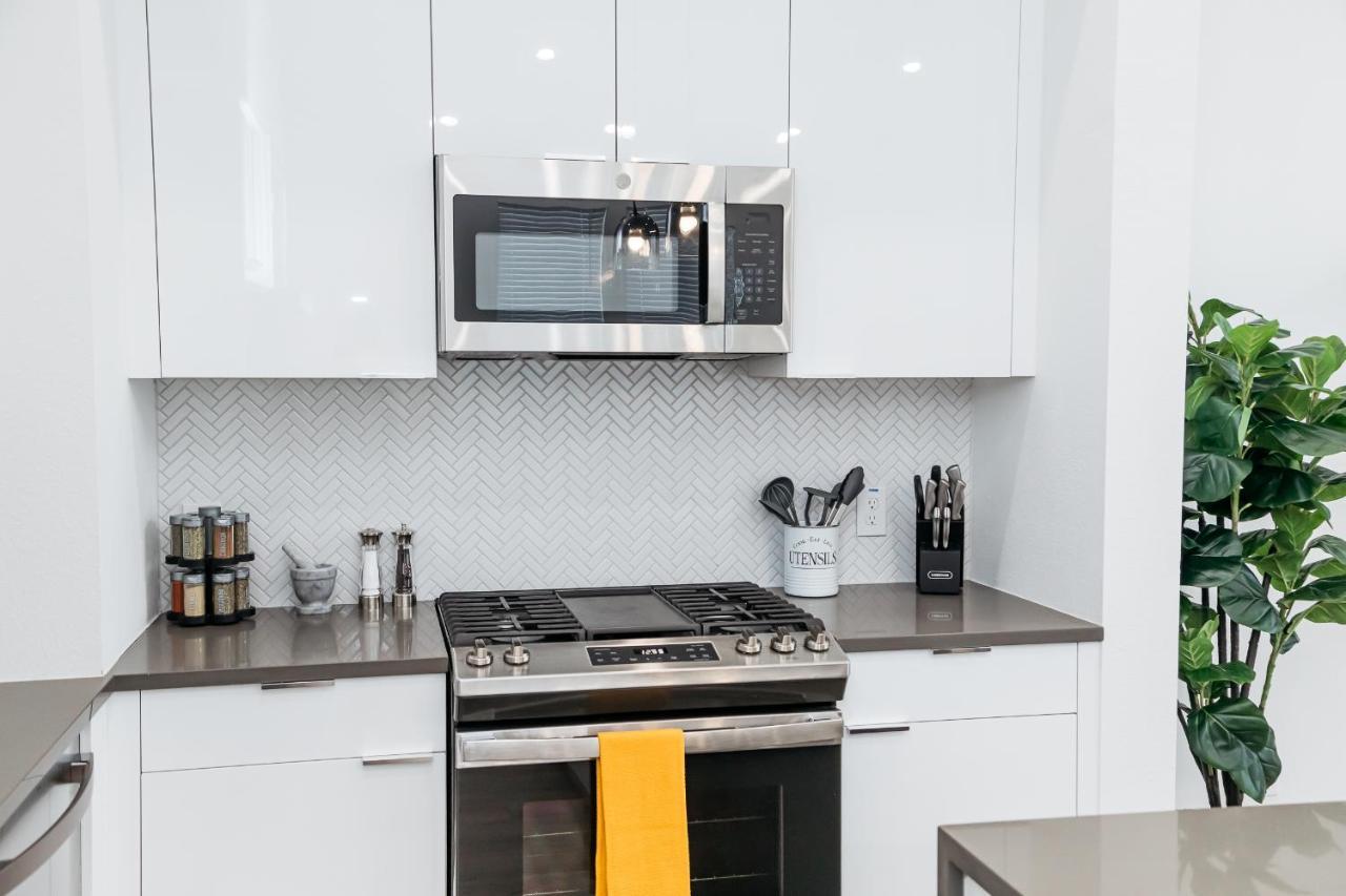 Beautifully Decorated, Modern Downtown Houston Home Экстерьер фото